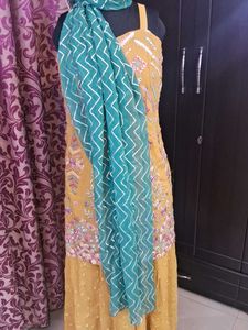 Elegant Embroidered Kurta Set of 3.