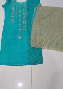 Kurta And Dupatta Set For Women