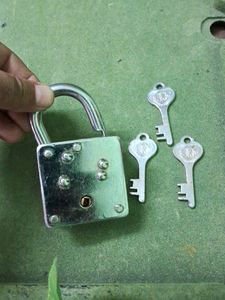 Shutter Lock
