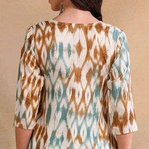 Green And White Short Kurta