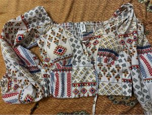 ZARA Crop Top(padded)