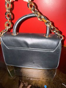 Chic Black Handbag