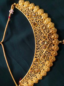 Elegant Gold Necklace
