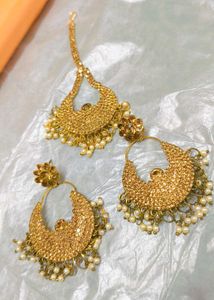 Set Of Earring And Mangtika