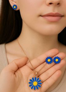 Beautiful Sunflower Earing &amp; Pendant