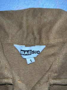 Baesic brown Polo Crop Top