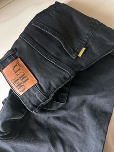So Black Pocket Details High Waist Cargo Jeans