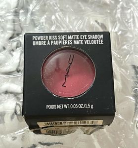 Mac A Little Tamed Eyeshadow