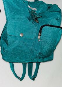 Knacky Green Backpack