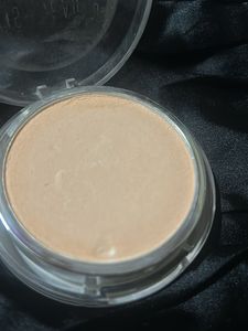 Swiss Beauty Prime &amp; Fine Matte Pressed Powder