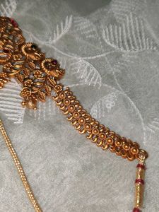 Antique Gold Tone Jewelry Set