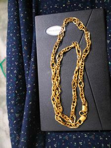 All Gold Jwels Available.