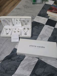 Pierre Cardin Jewellery Set
