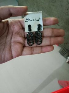 Black Colour Earning
