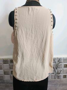 🎁Buy 1, Get 1 Free🎁Studded Tank Top