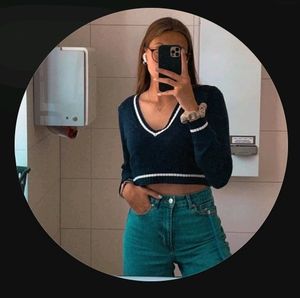 Y2k H&amp;M Pinteresty V Neck Fitted Sweater