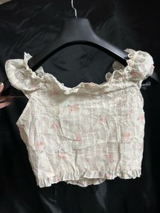 Floral Ruffle Crop Top