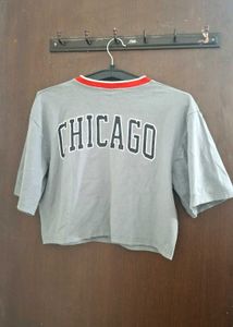 Grey Chicago Bulls Graphic Crop Top (M)
