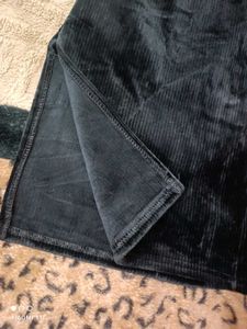 Valvet Skirt