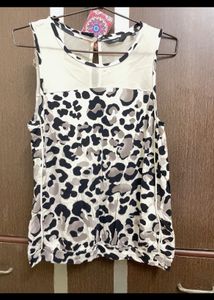 Animal Print Net Top