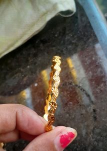 Guarenteed Bangle Set Of Two ❤️❤️❤️