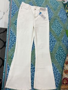White Flare Jeans Zudio