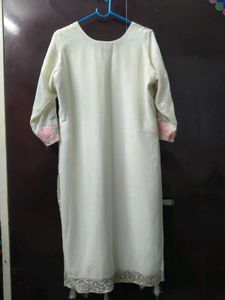Floral Embroidered Pakistani Combo Suit