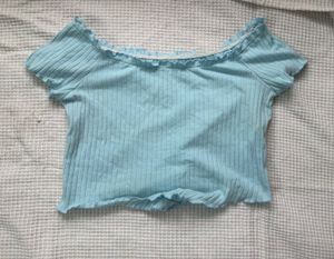 💙 Sky blue ribbed crop