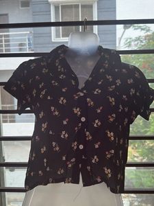 Floral Button-Down Crop Top