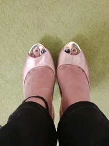 CHARLES &amp; KEITH High Heel(37)