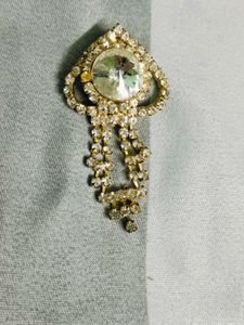 Vintage Rhinestone Brooch