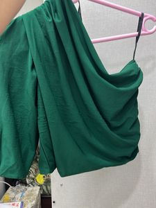 One Side Drop Free Size Top Fully Stachable