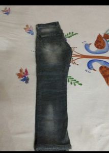 Beautiful Like New Mens Jeans