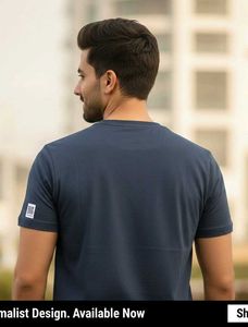 Stylish Graphic Print T-Shirt