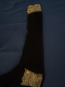 Black &amp; Gold Embellished Abaya