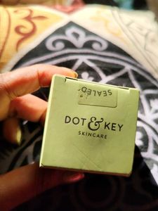 Dot&Key New Sealed Pack Oil Free Moisturizer