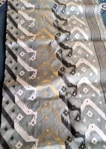 Tant Jamdani Golden Zari Anchal & Body