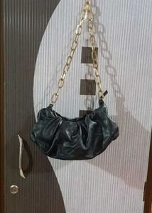 Black Cloud Chain Bag