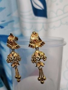 Earings
