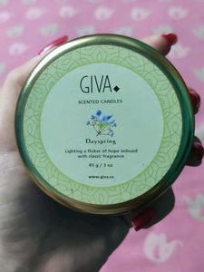 GIVA Scented Candle