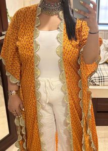 Masaba Inspired Cape - Not Worn - 36” - 60” Bust