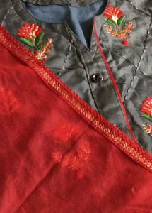 Elegant Floral Embroidered Salwar Kameez