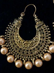 Elegant Pearl Drop Earrings