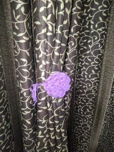 Curtain holder Purple