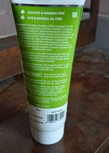 The Derma Co Oil-Free Moisturizer