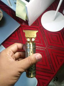 Stylish Beard Trimmer - Brass Metallic Look