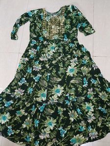 Kurti Dark Green With Some Blue Flowers