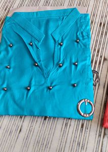 Women Fashionable Round Neck Kurti