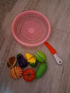 Cutting Vegetable toy