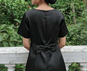 Elegant Black Midi Dress